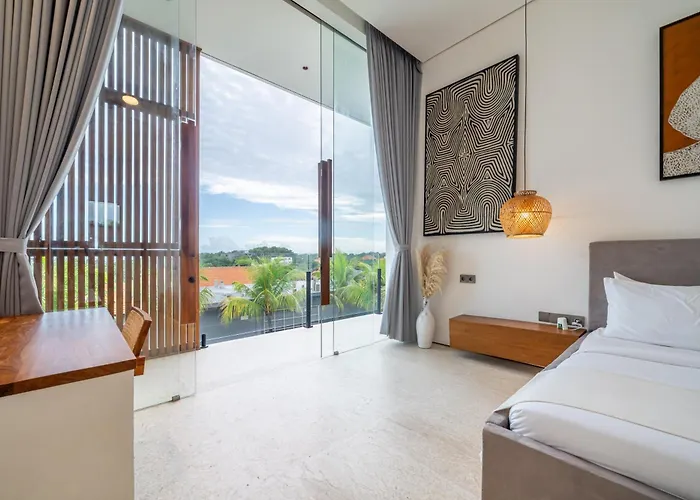 Karma - Spacious Ocean View With Pool & Rooftop Villa