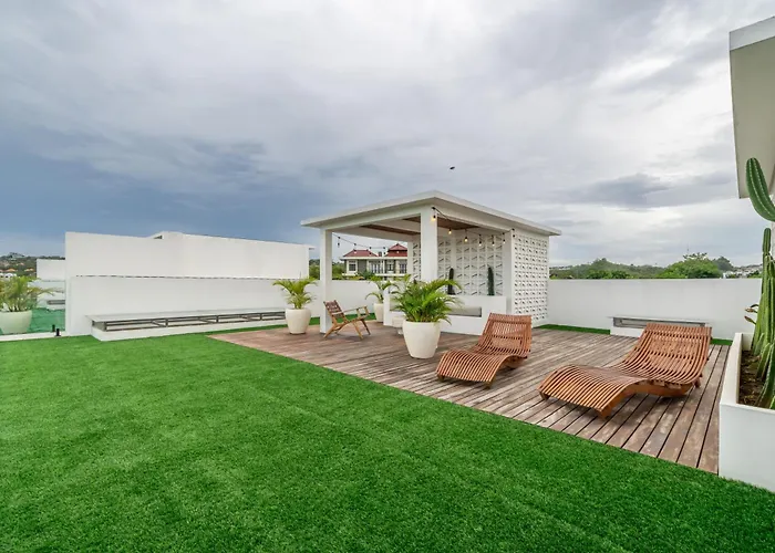 Villa Karma - Spacious Ocean View With Pool & Rooftop